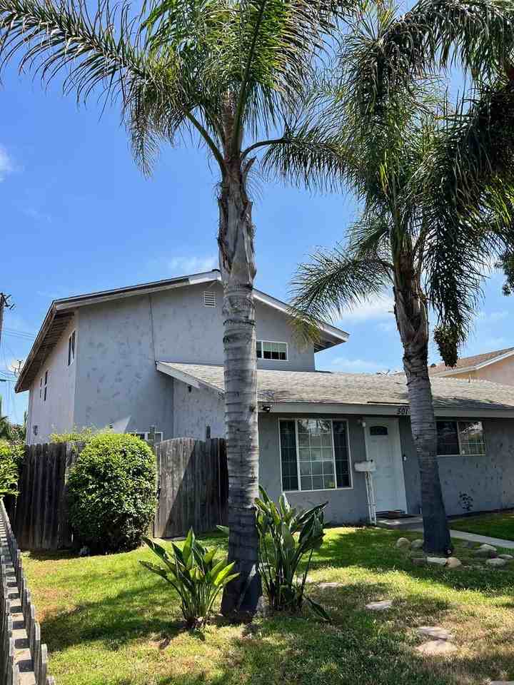 501 Andrea Dr - Photo 2 of 28