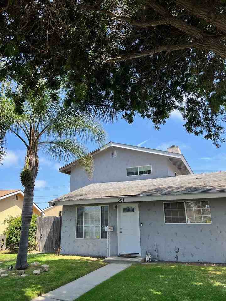 501 Andrea Dr - Photo 3 of 28