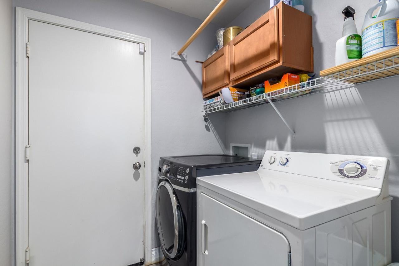 11553 West Green Drive - Photo 2 of 5