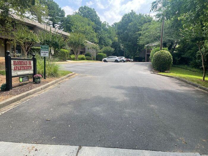 4115 Bloomdale Dr #24