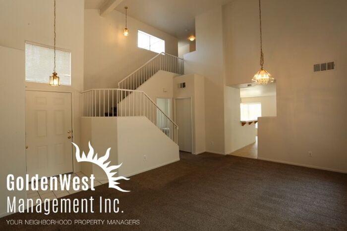 187 Chadwell Ct - Photo 2 of 19