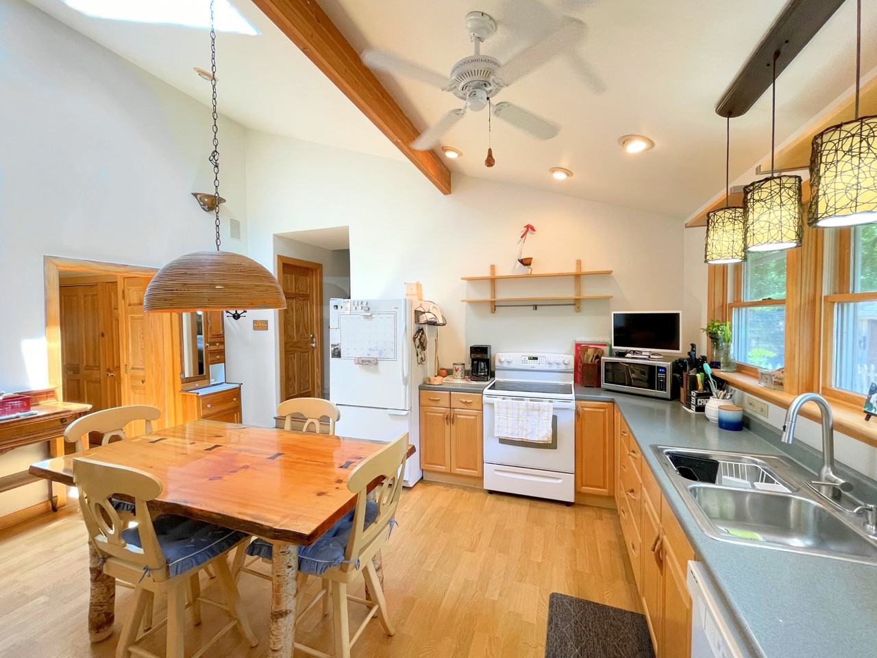 705 Somerstown Ln #NA - Photo 3 of 30