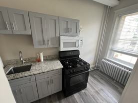 703 Newington Ave #2F - Photo 1 of 1