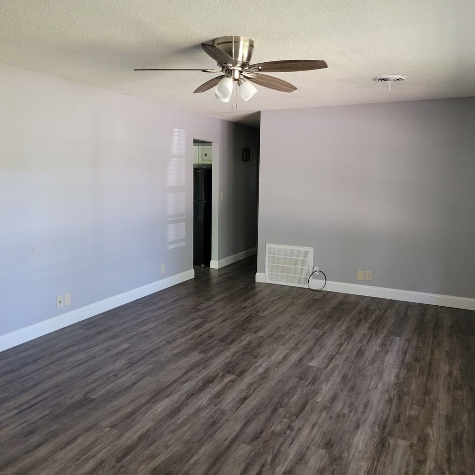 1414 Benton St #NA - Photo 3 of 16