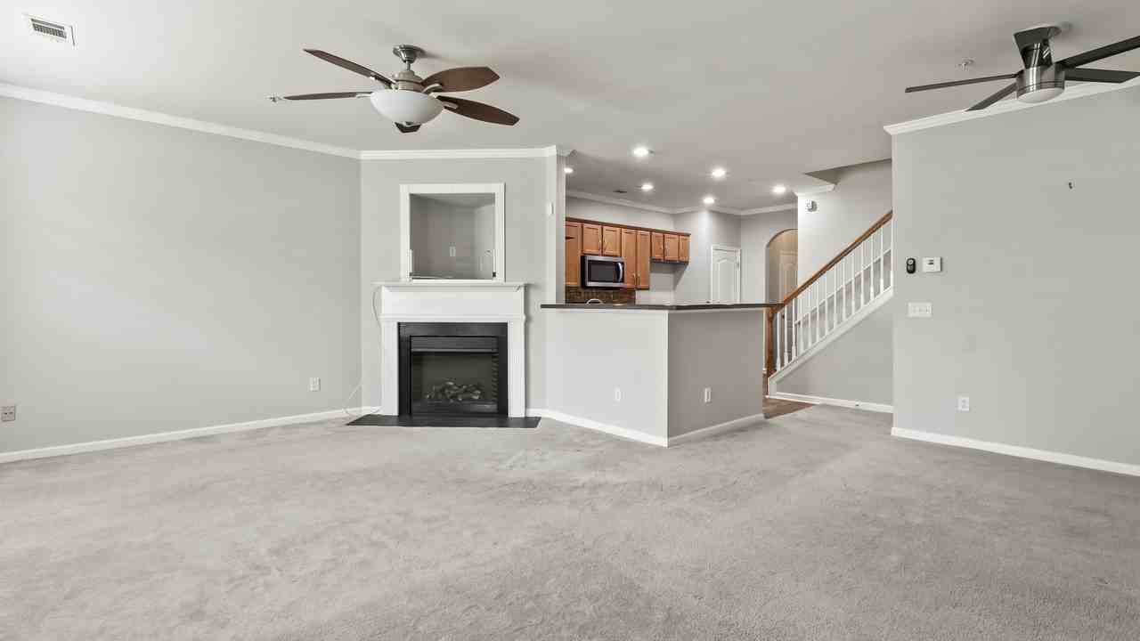 553 Ridge View Xing #553 - Photo 2 of 20