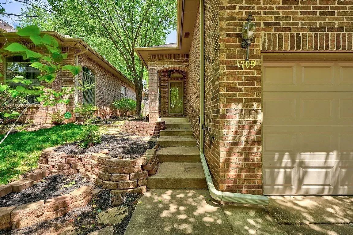 1709 Tenbears Rd #1709 - Photo 2 of 32