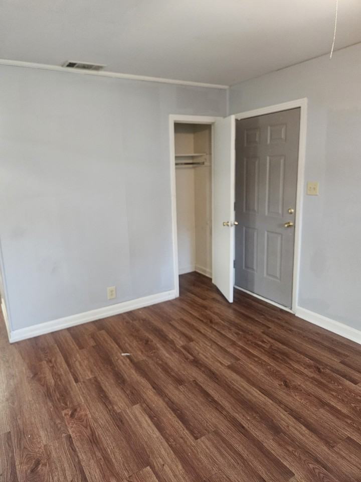 2213 Fairfield Dr #NA - Photo 4 of 16