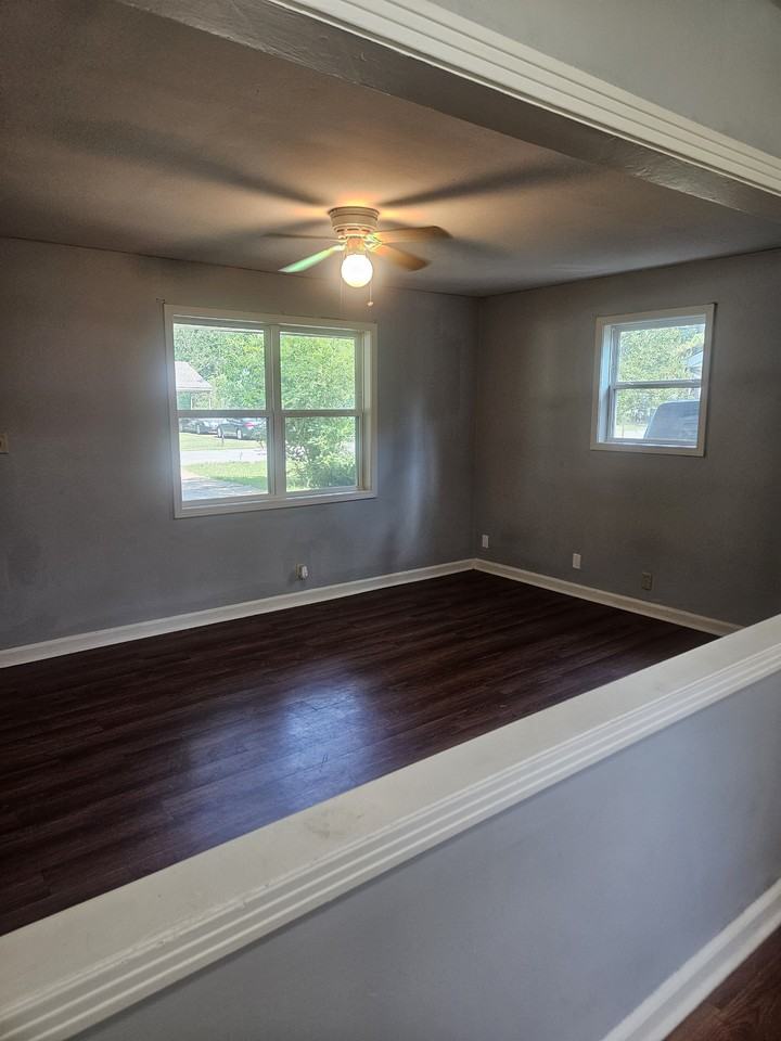 2213 Fairfield Dr #NA - Photo 2 of 16