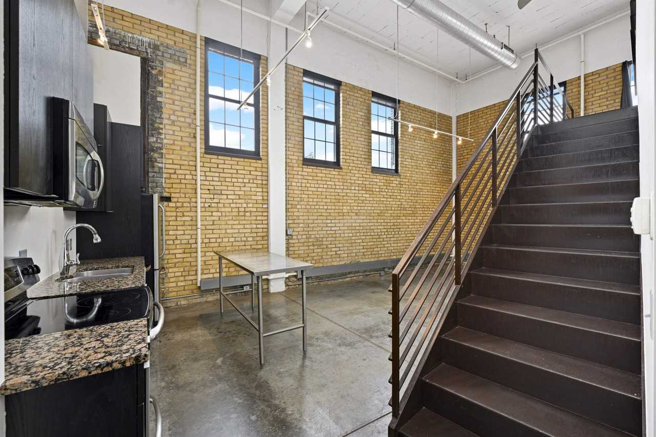 730 Stinson Blvd #129 - Photo 3 of 18