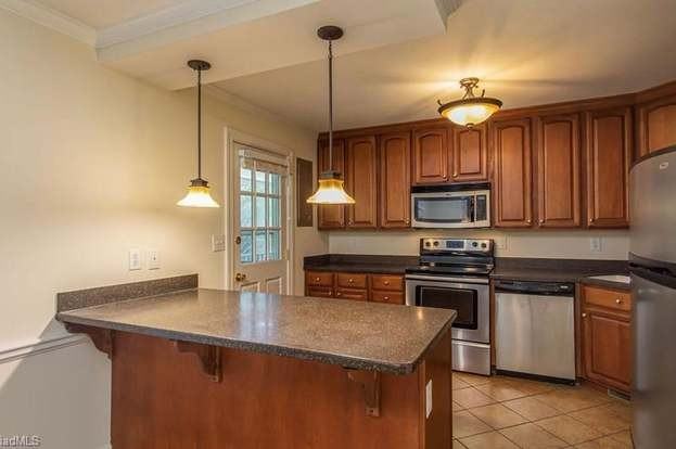 380 Hanover Arms Court #C - Photo 2 of 12