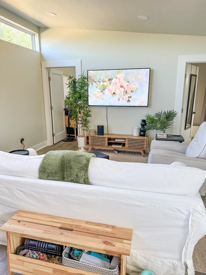 1839 44th St #NA - Photo 2 of 9