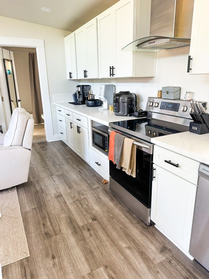 1839 44th St #NA - Photo 6 of 9