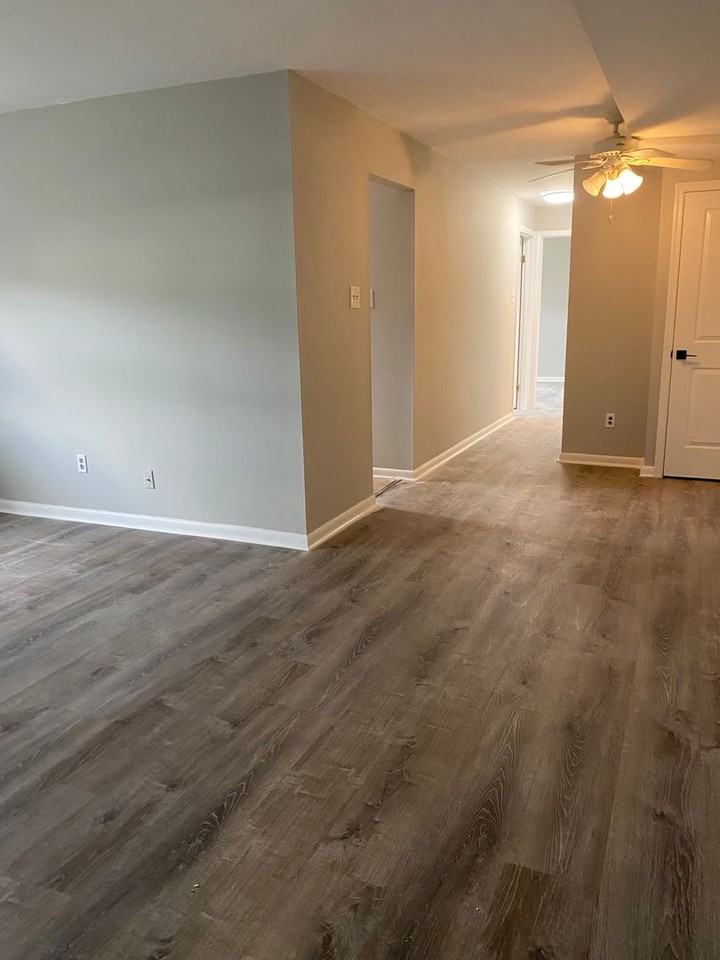 Greentree Apts-Quakertown - Photo 2 of 14