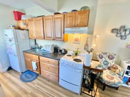 featured image of 143 N Winooski Ave