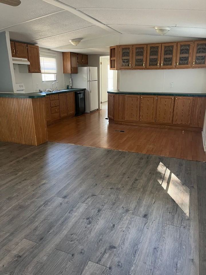 80 Turner St - Photo 2 of 9