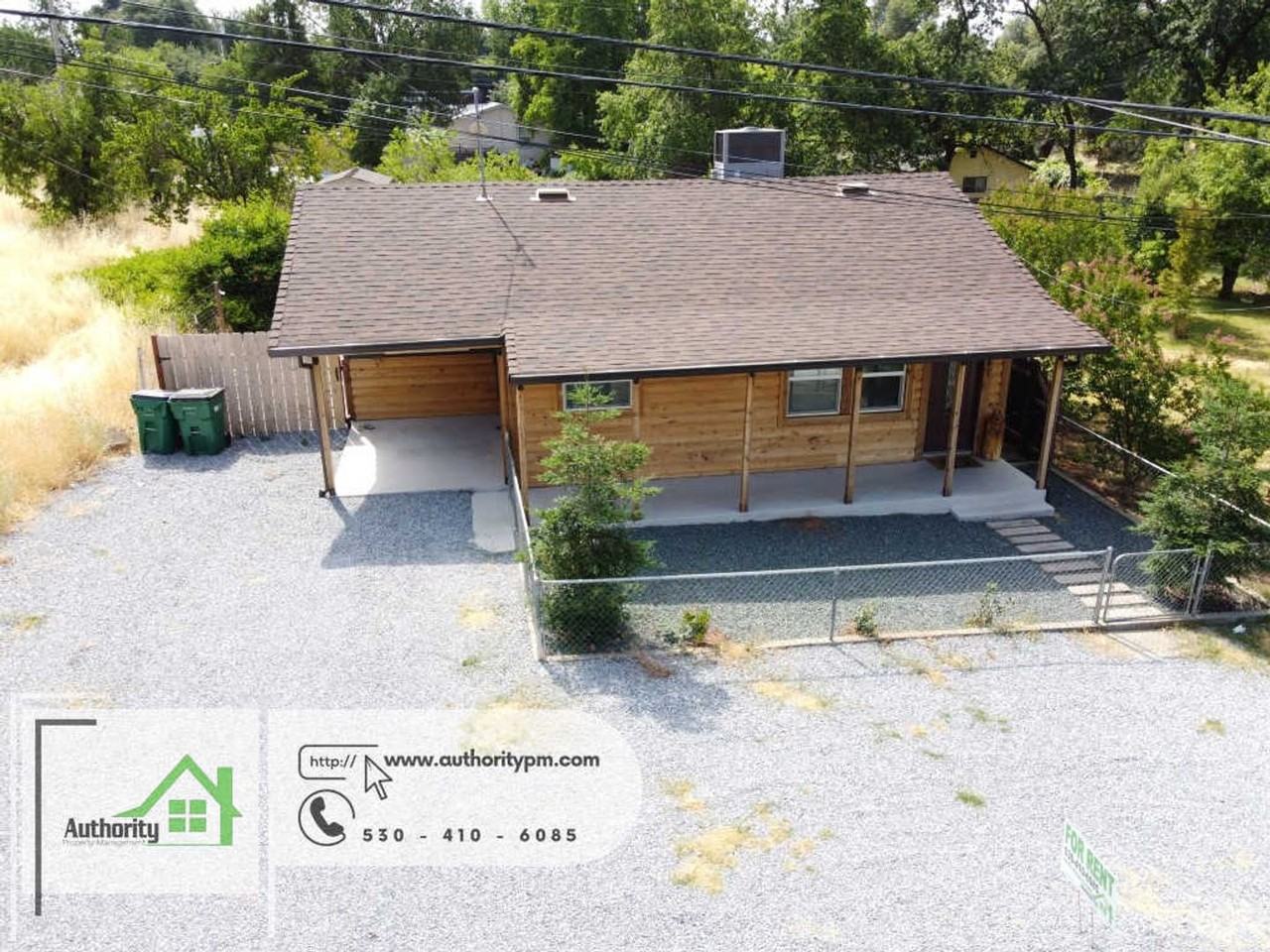 1941 Shasta St - Photo 3 of 30