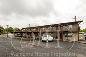 featured image of 1200 Se Broadway Ave