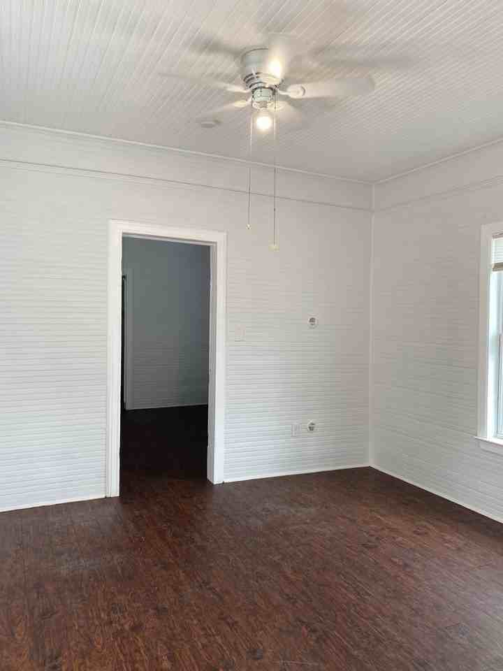 1115 GUADALUPE ST. - Photo 7 of 13