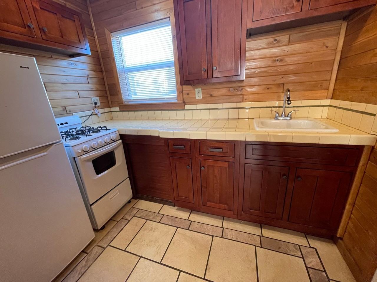 2471-2487 Eel River [PRM: Marlene] (6) - Photo 4 of 46