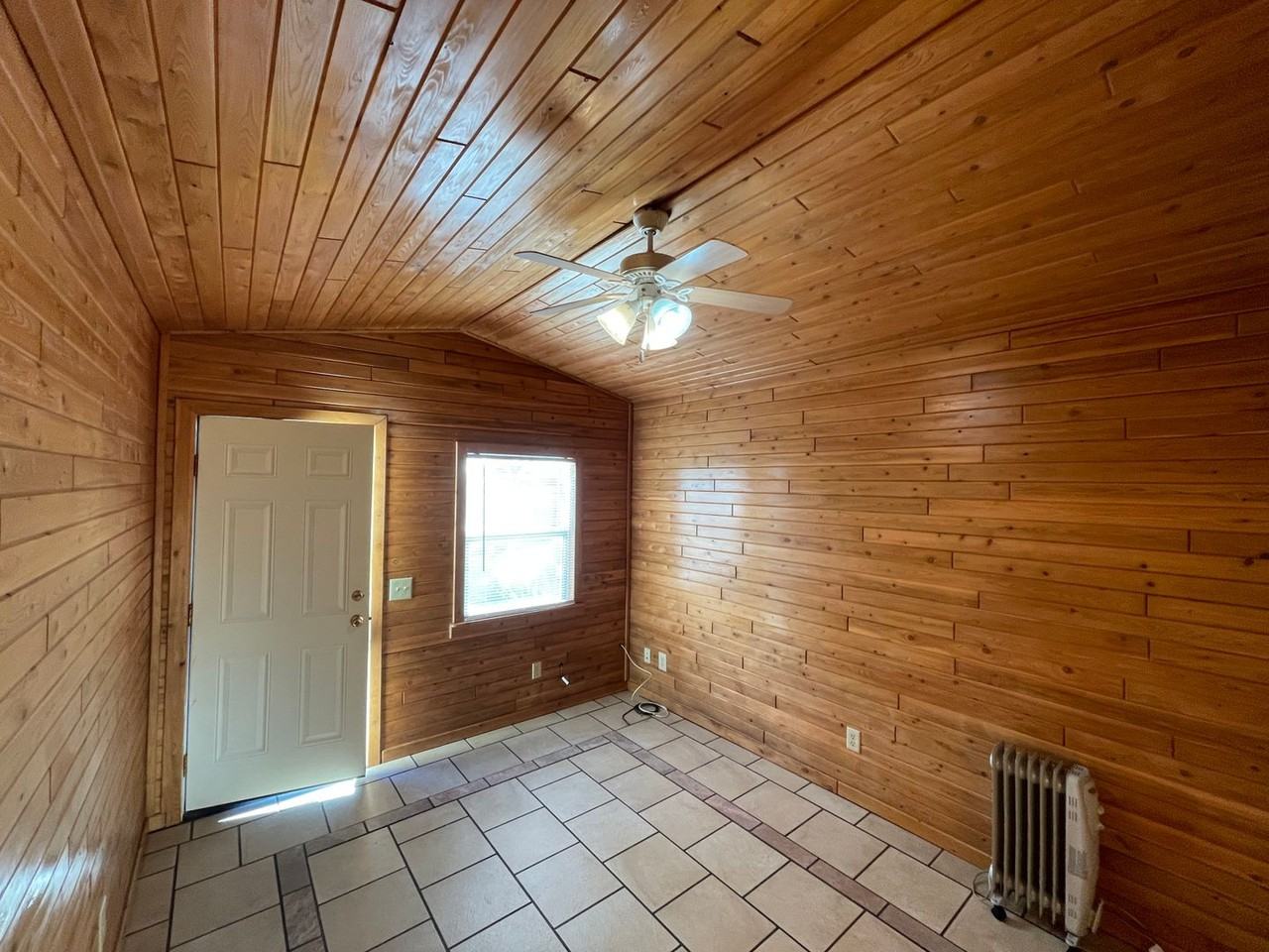 2471-2487 Eel River [PRM: Marlene] (6) - Photo 6 of 46