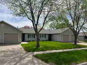 324 N Maple Ave - Photo 1 of 1