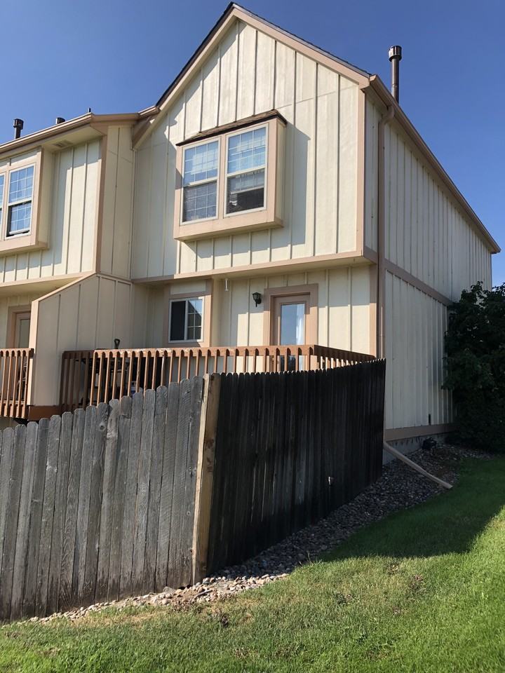 6845 Goldcrest Court - Photo 3 of 9