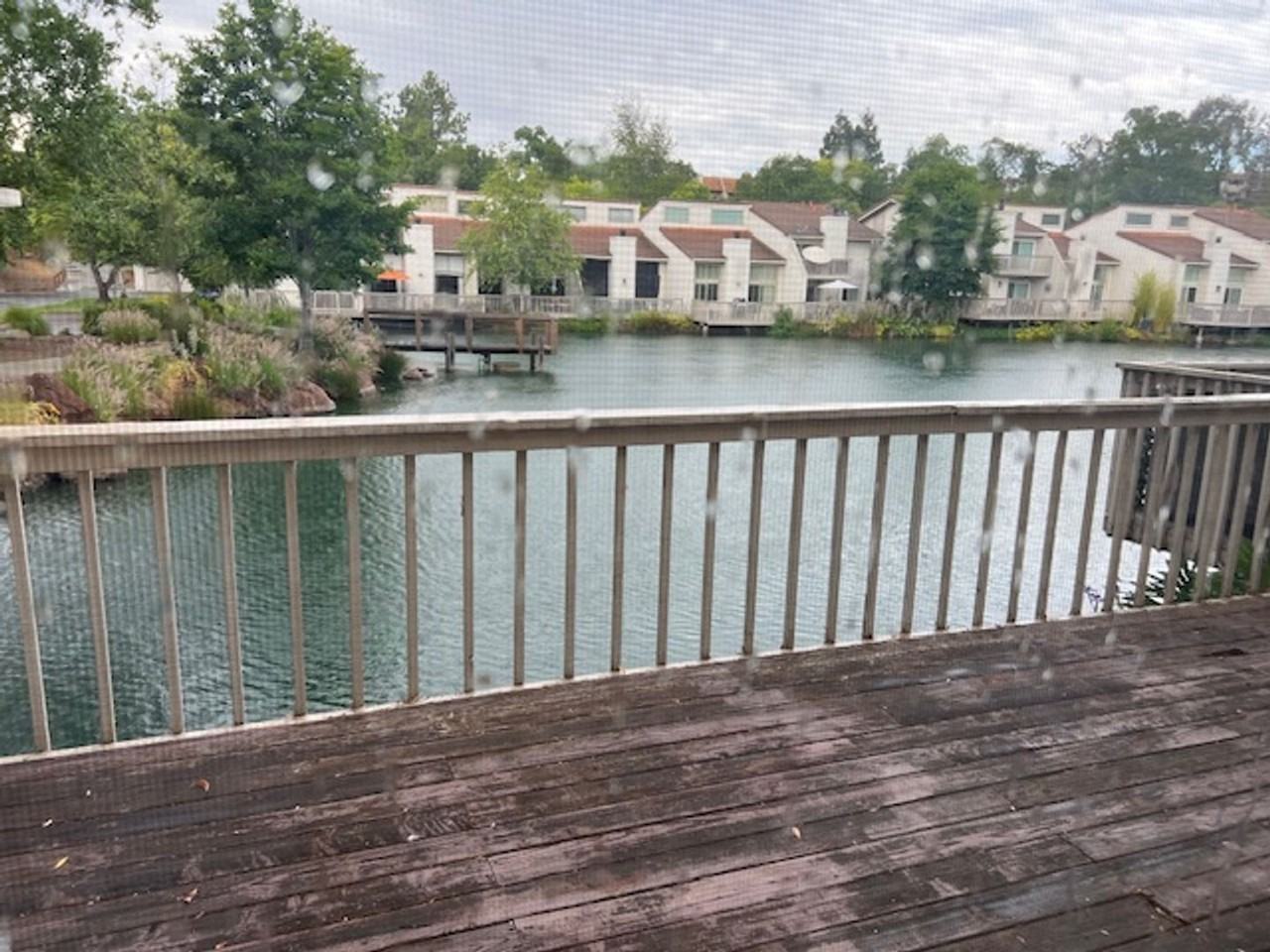 102 Via Lago - Photo 2 of 17