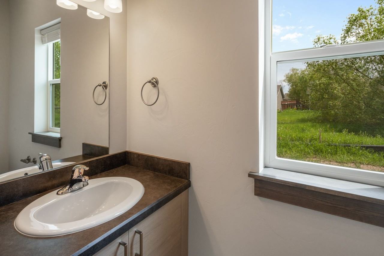 2958 W Babcock St #A - Photo 5 of 41