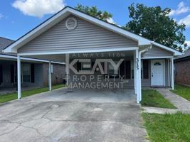 featured image of 315 Titan Dr Apt B #Apt B