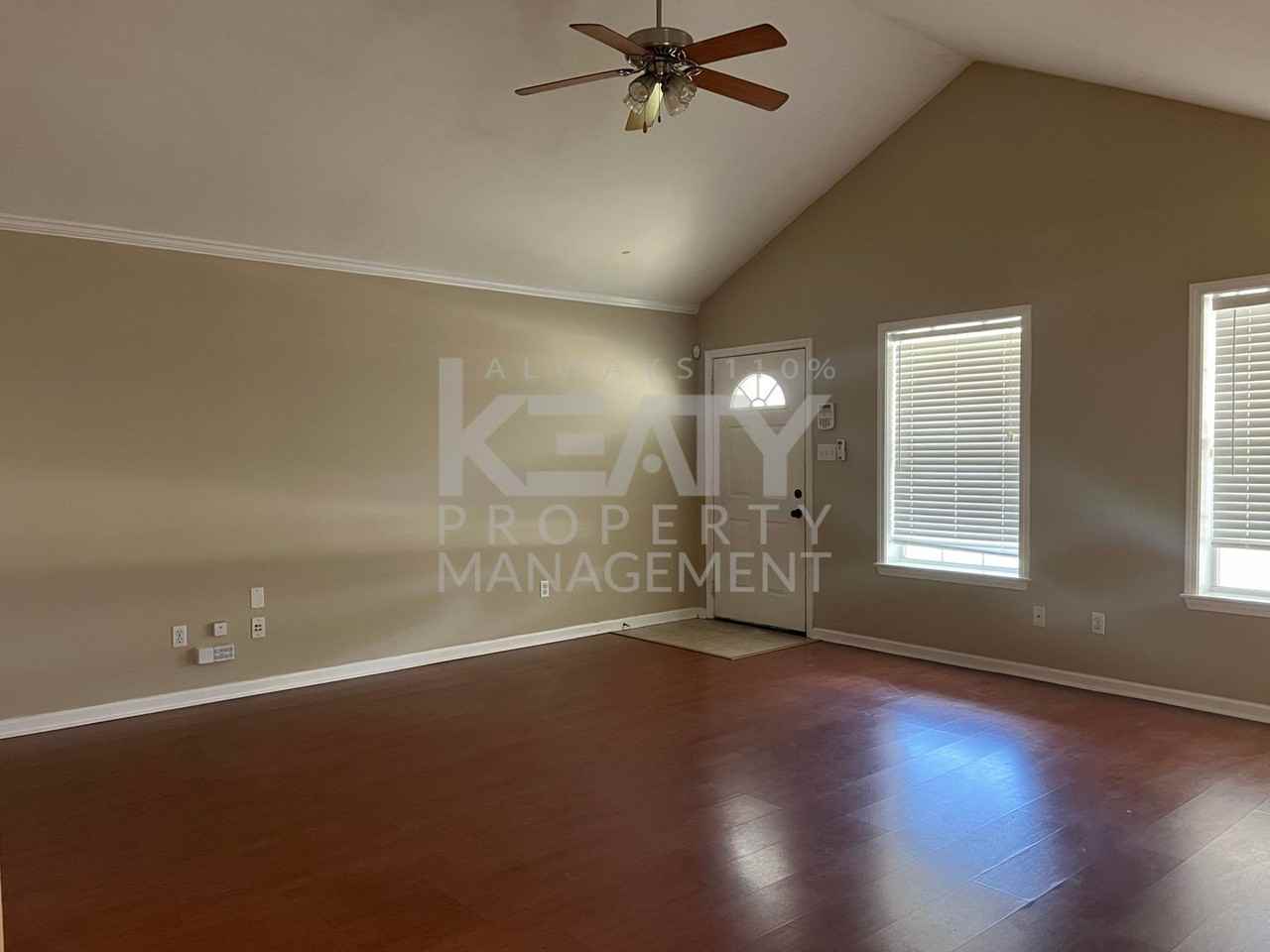 315 Titan Dr Apt B - Photo 3 of 13