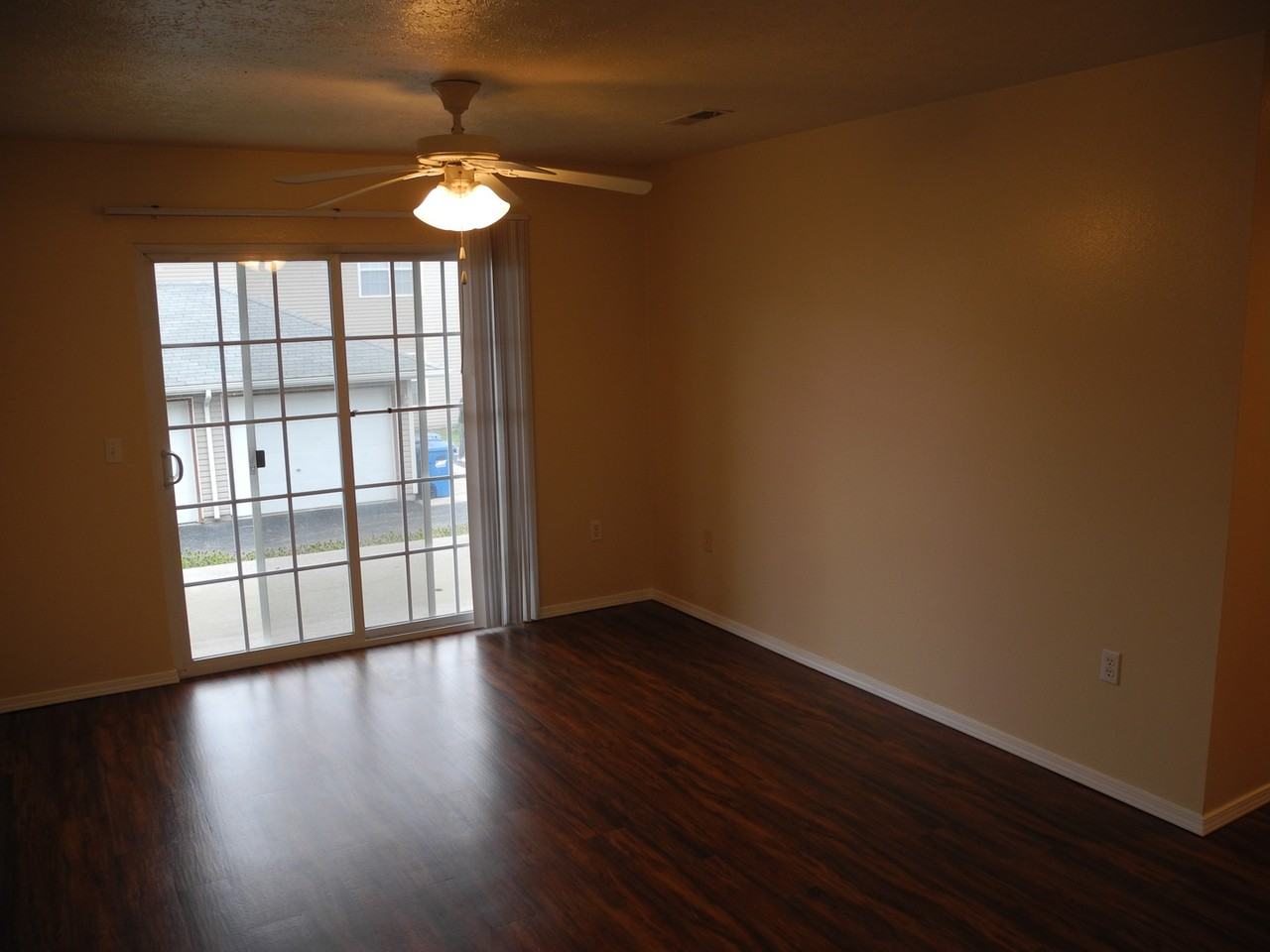 160 Knowledge Ave #B - Photo 2 of 28