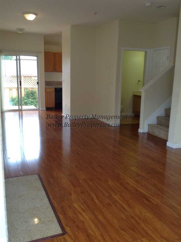 19 Mary Case Lane - Photo 3 of 17