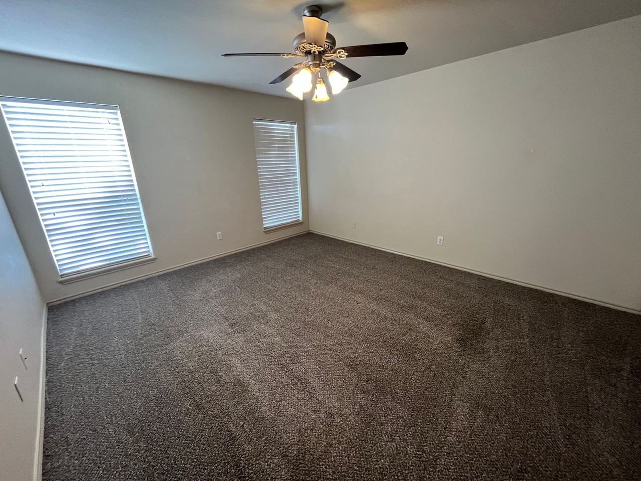8418 Avenue U - Photo 5 of 13