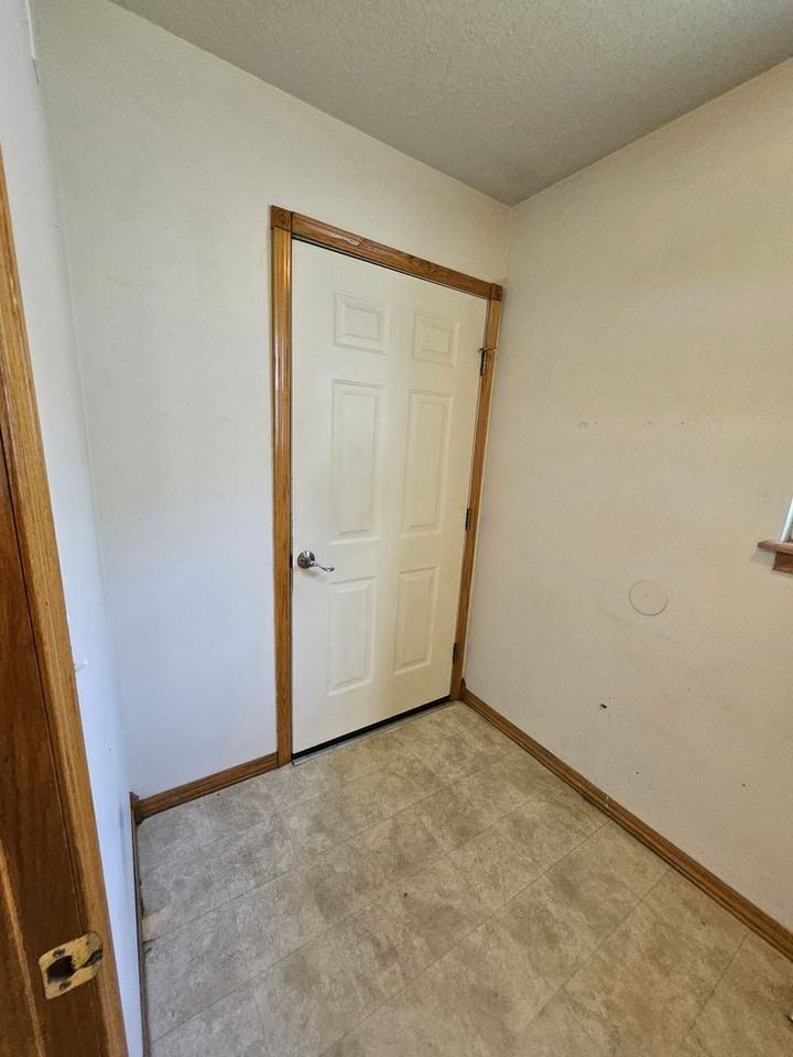 1226 Wisconsin Ave - Photo 7 of 15