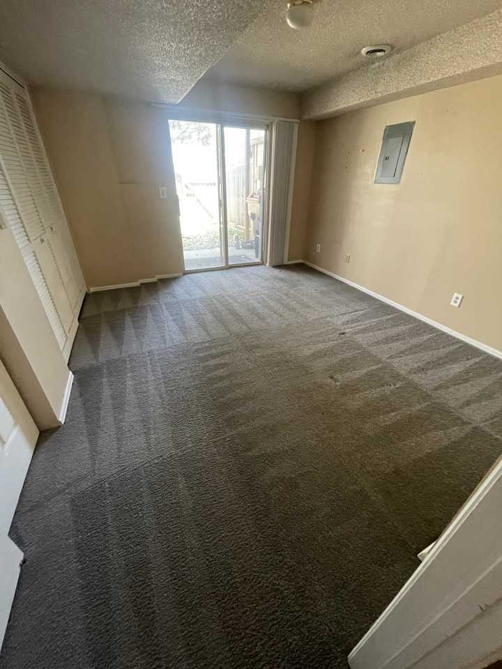 6845 Goldcrest Court - Photo 7 of 9