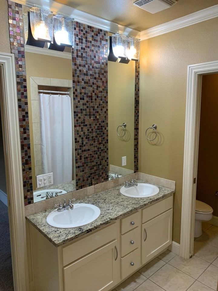 600 W Meadow St #310 - Photo 5 of 10
