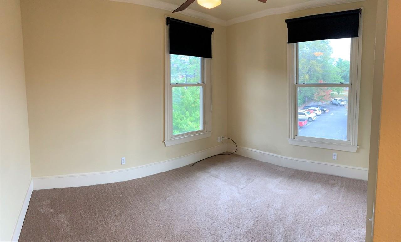 600 W Meadow St #310 - Photo 7 of 10