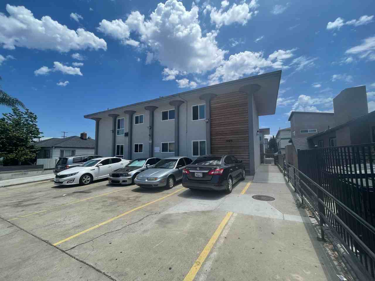 Apartment Community offering Renovated studio, one and two bedroom units! - Photo 2 of 3