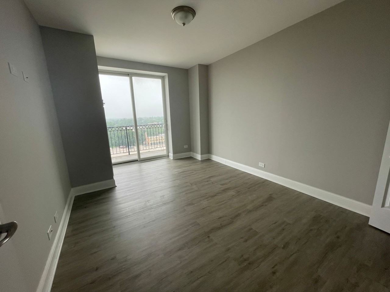 10 N Sheridan Rd. - Photo 4 of 23