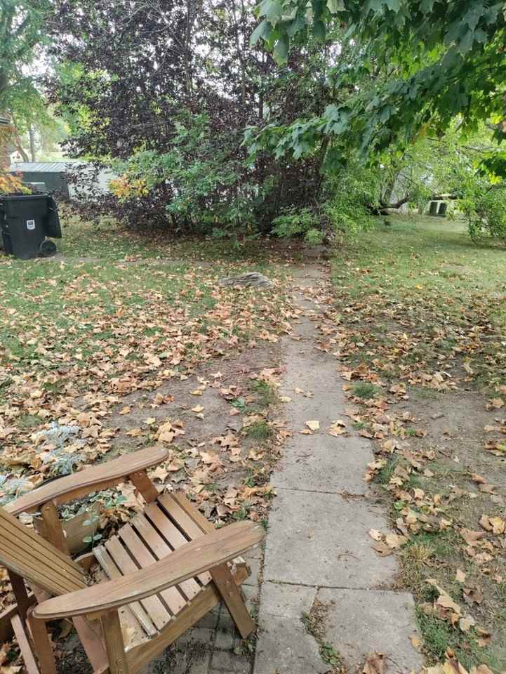 1816 Walnut St - Photo 5 of 5