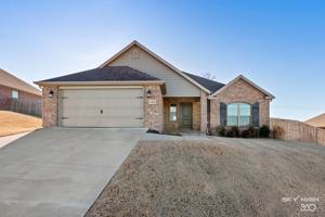 featured image of 1923 Price Ave