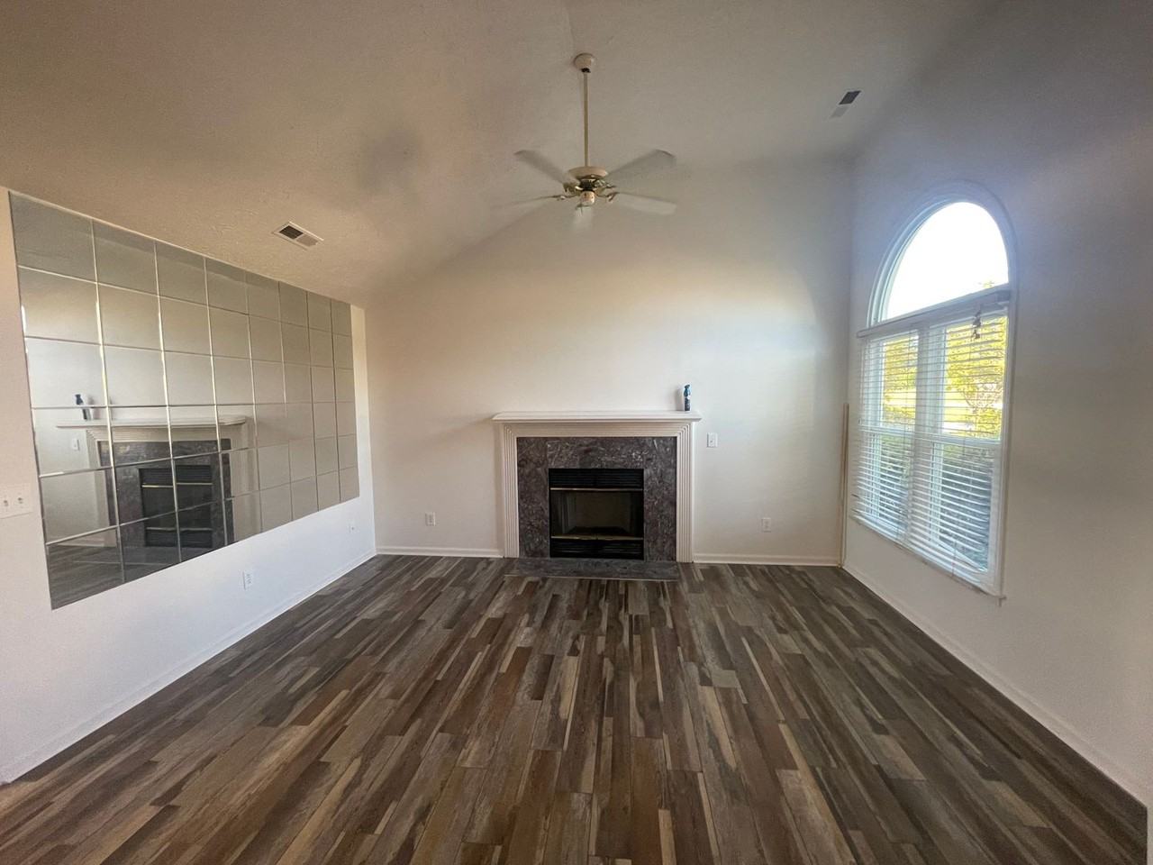 812 Musevale Dr - Photo 4 of 15