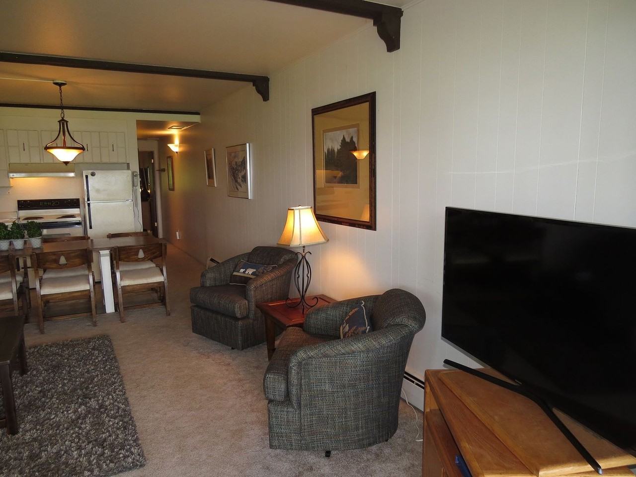 401 W La Bonte St #106 - Photo 4 of 16