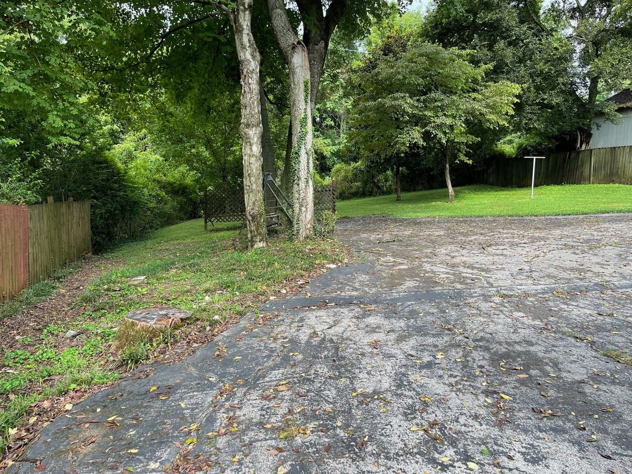 1220 Harwood Dr - Photo 6 of 38