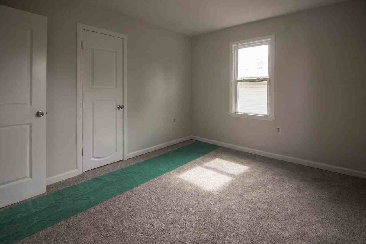 1321 S Houston Ave - Photo 4 of 13