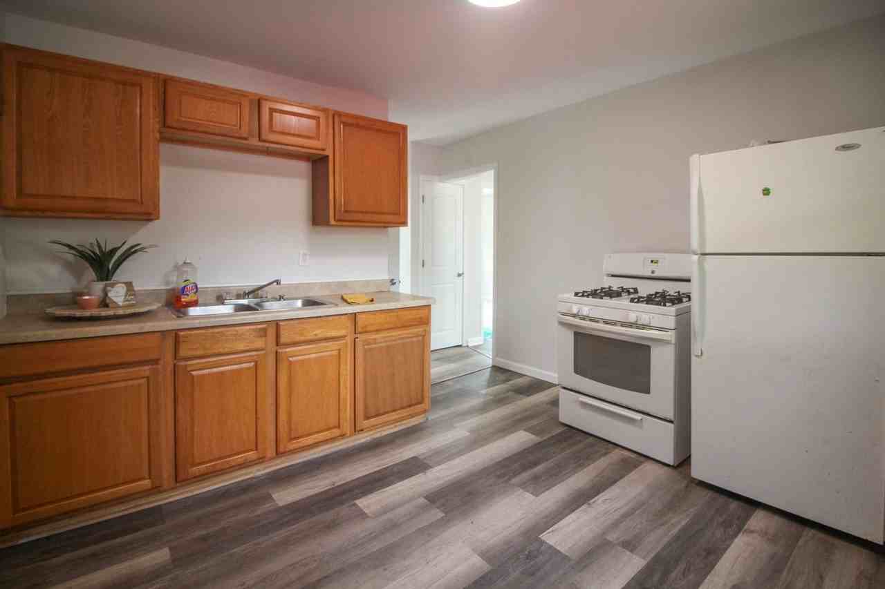 1321 S Houston Ave - Photo 6 of 13