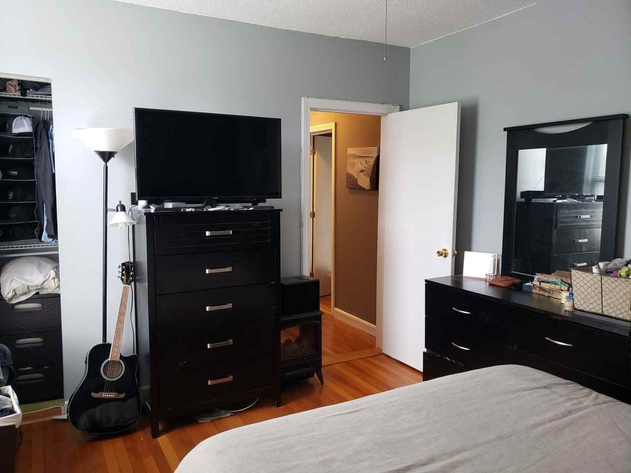 309 Summit Ave - Photo 4 of 10