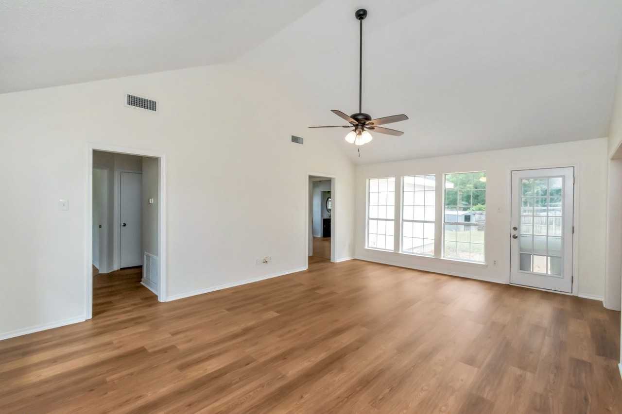 8045 Woodland Way - Photo 2 of 26