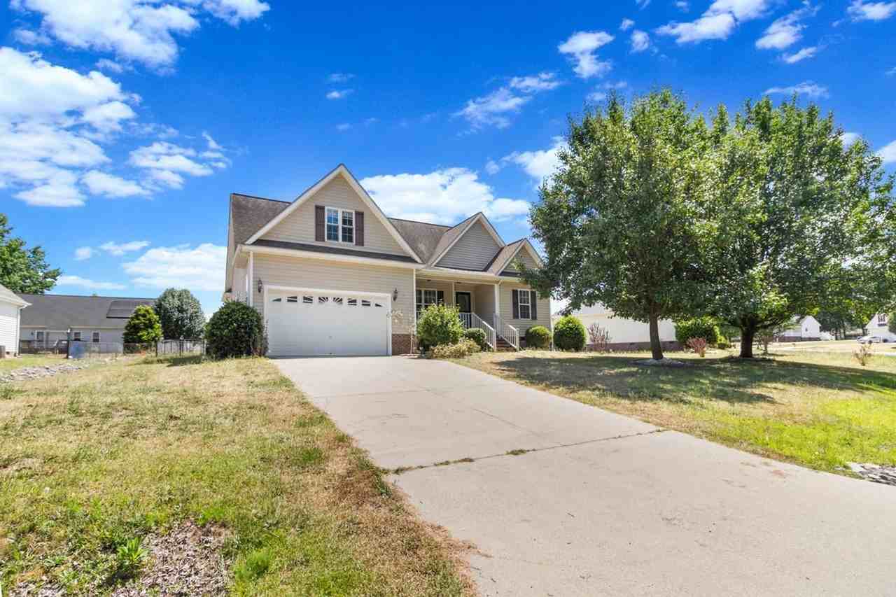 412 Johnson Branch Rd - Photo 2 of 31