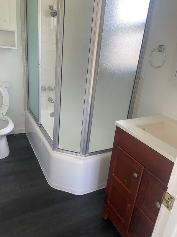 10912 Venice Blvd - Photo 2 of 11